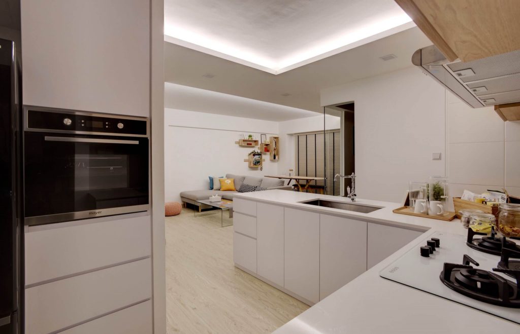 JAPANESE MODERNISM @ CANTONMENT RD - 5-room HDB kitchen design in a white theme