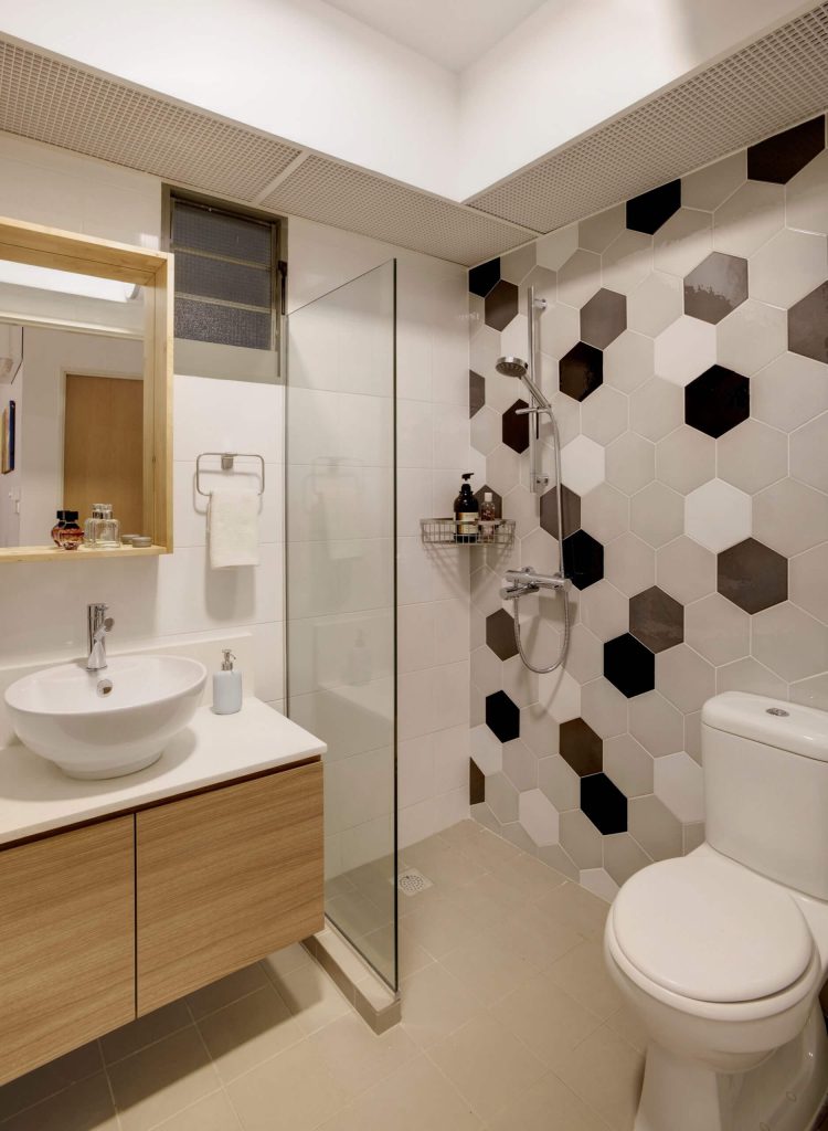 SENSUOUS SIMPLICITY @ PUNGOOL DRIVE - 4-room HDB bathroom design