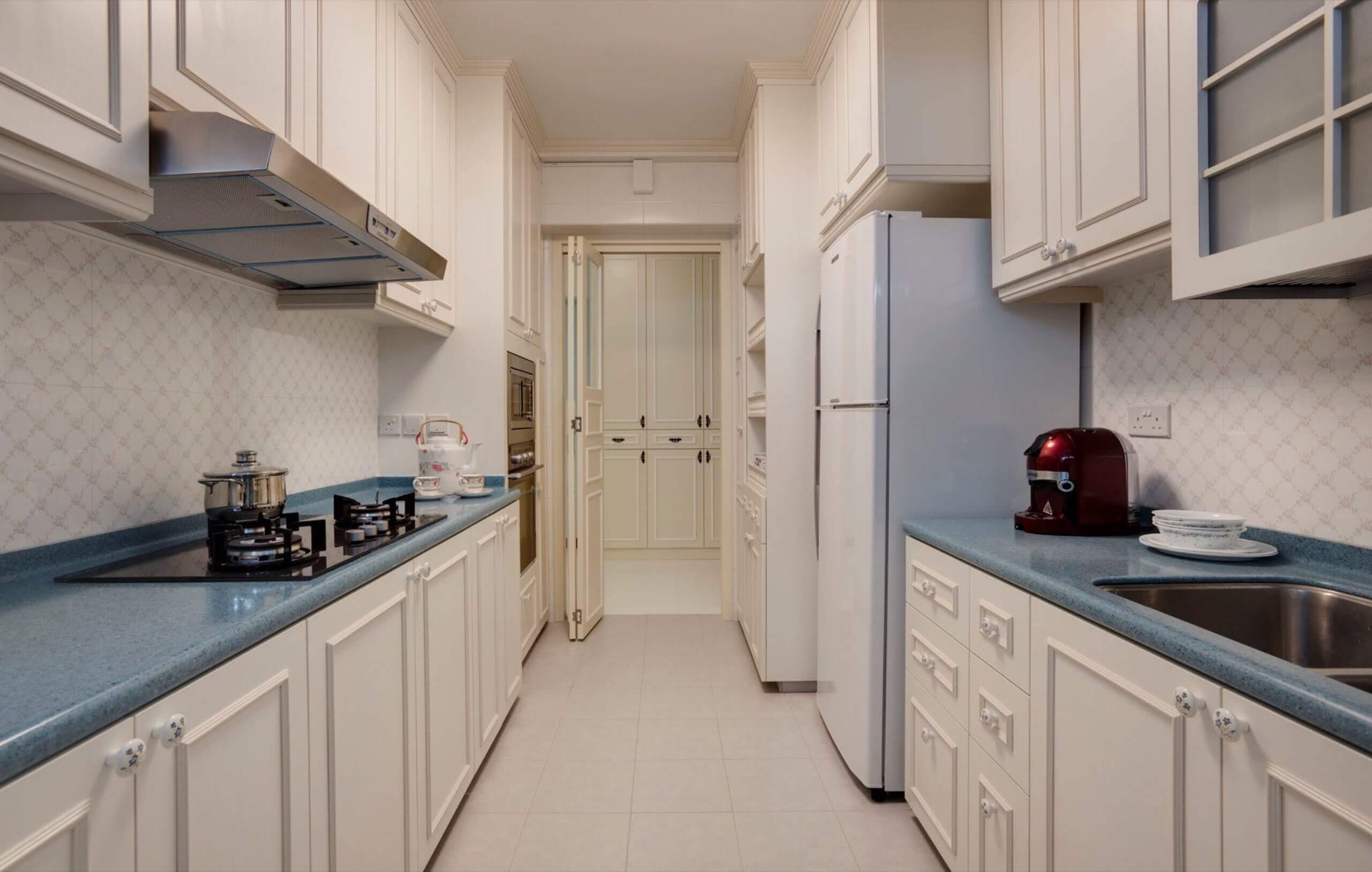 Farmhouse white and blue kitchen