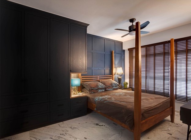 Traditional Yet Modern Bedroom Interior Design @ Compassvale