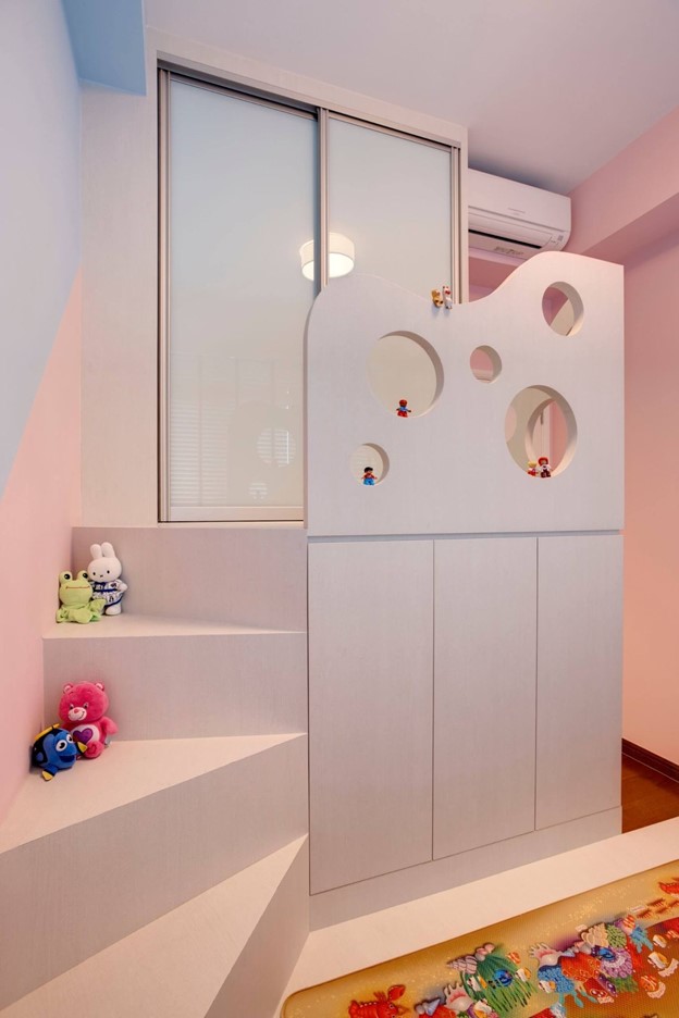 A Creative Kids Room For Girls with a small nook and stairs